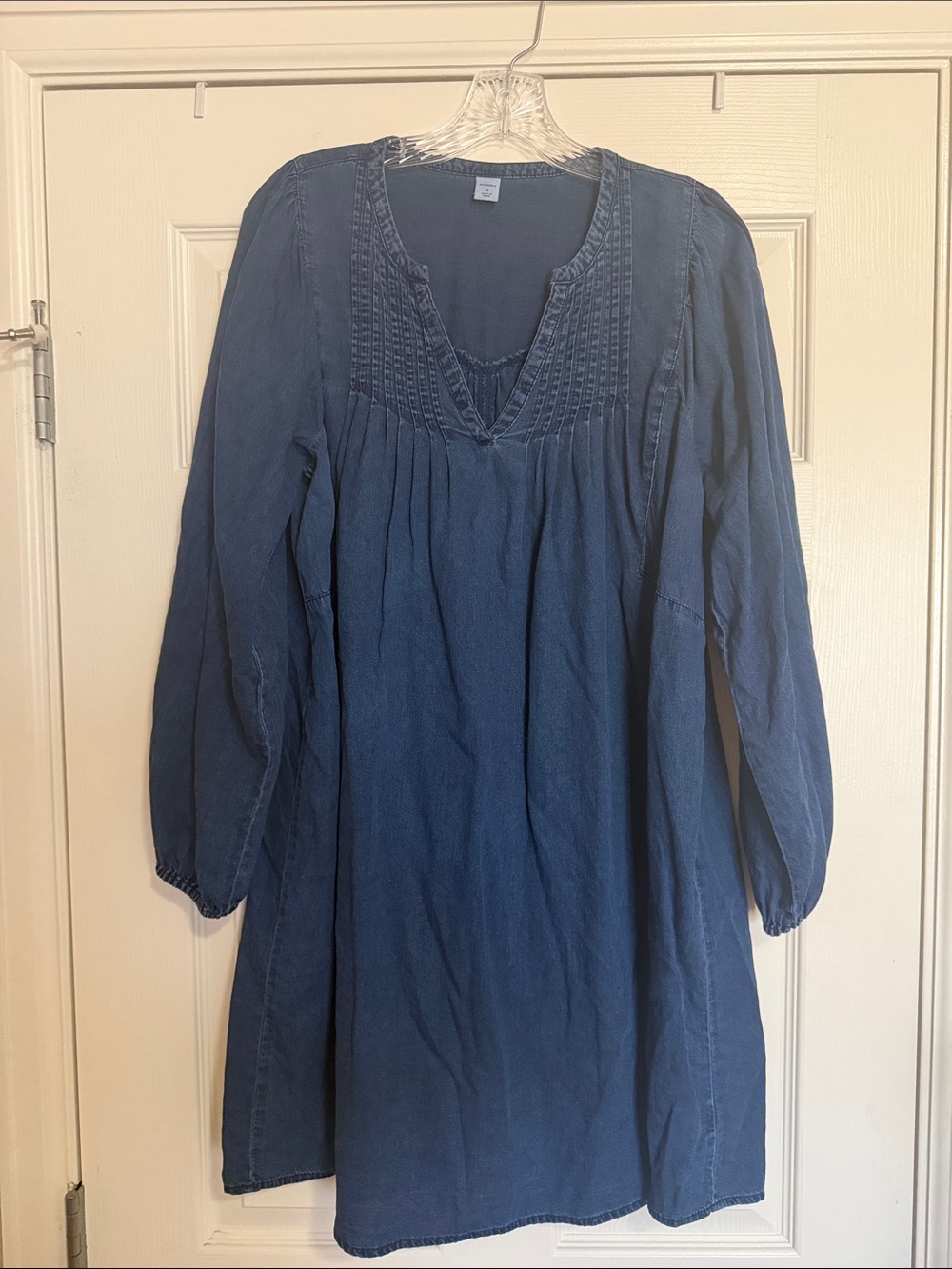 Old Navy Navy Pintuck V-Neck Mini Dress